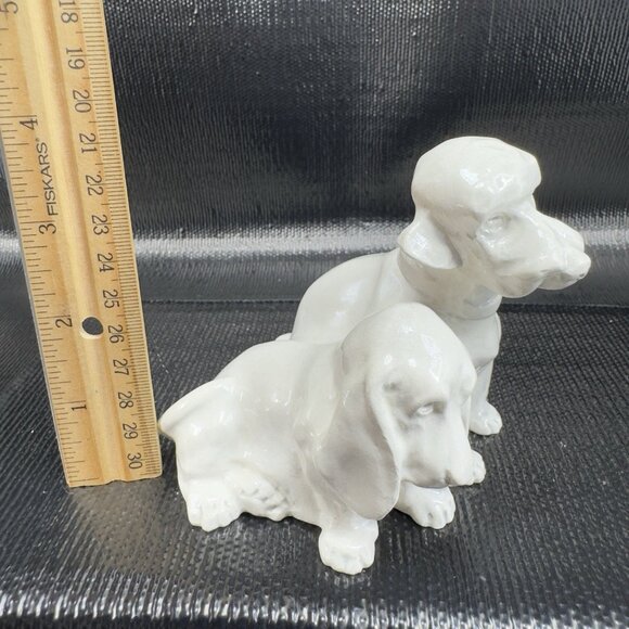 Vintage Hand Made Dogs Sitting Figurine Folk Art Artist Signed Bonhajo Figure - Picture 2 of 11